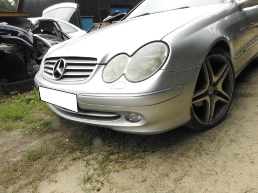 Передний бампер Mercedes CLK W209 744