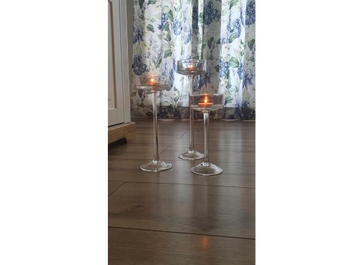 SZKLANY ŚWIECZNIK NA NÓŻCE nodze NA TEALIGHT 25 CM