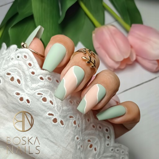Лак гибридный BOSKA NAILS 333