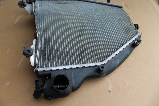 K1600GT K1600 GT GTL ВОДООХЛАДИТЕЛЬ