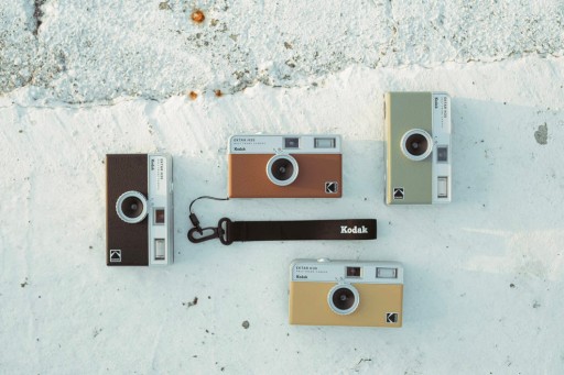 Аналоговая камера KODAK EKTAR H35 для пленки 35 мм / 2 фотографии в кадре