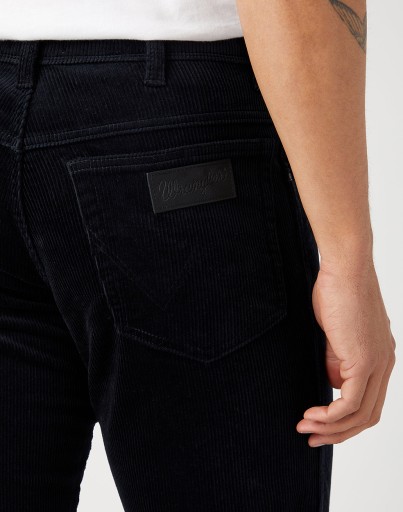 Wrangler GREENSBORO Black CZARNE SPODNIE SZTRUKS W36 L30