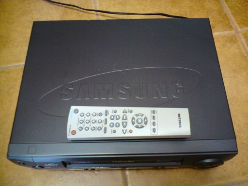 Samsung SV-623X VHS Видео Польский меню Magnetovid Hi-Fi Stereo VCR + Пилот