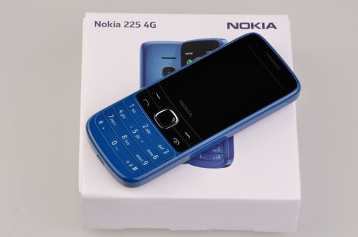 Nokia 2720 Flip 4 ГБ/512 МБ — серый