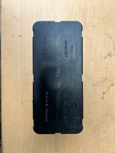 НАСОС ЦЕНТРАЛЬНОГО ЗАМКА AUDI 80 B4 / A4 B5 4A0862257F