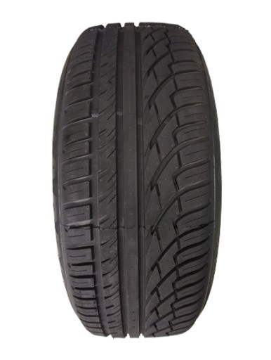 4 шины 215/60R16 обеспечивают безопасное вождение летом