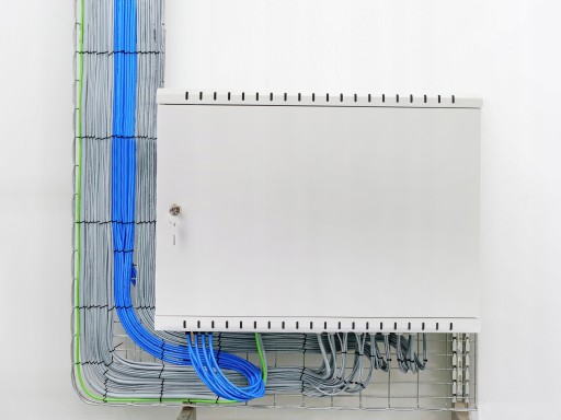 Подвесной шкаф RACK для шкафа 19 дюймов 3U 180 мм RTV CATV