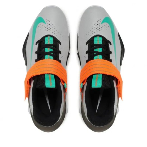 Тяжелая атлетика Nike SAVALEOS
