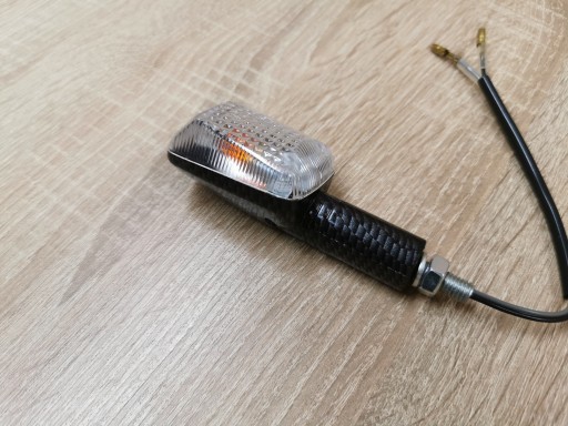 Kierunkowskazy mini carbon białe 4szt +klosz 23W