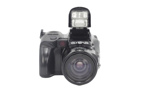 OLYMPUS IS-1000 – камера для любых погодных условий