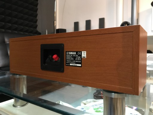 YAMAHA NS-C55 2-полосный центральный динамик с 3 динамиками