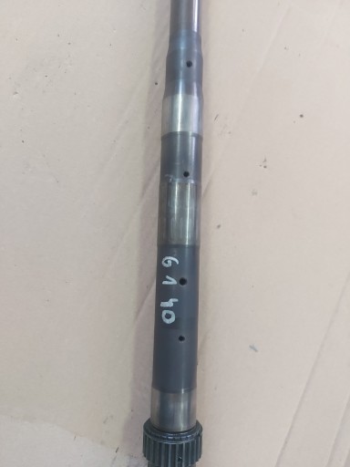 ВАЛ КОРОБКИ КОРОБКИ 47126897 STEYR 6140 2012R