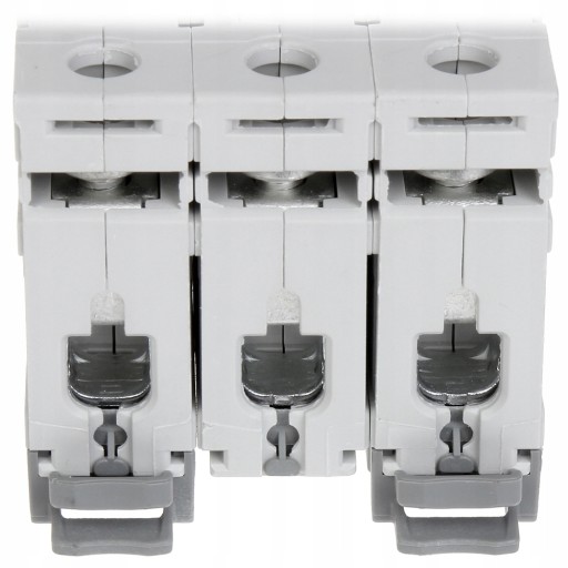 Автоматический выключатель LEGRAND TX3 3P C10A 403543