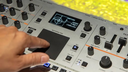ЦИФРОВОЙ СИНТЕЗАТОР ROLAND GAIA 2 – НОВИНКА!