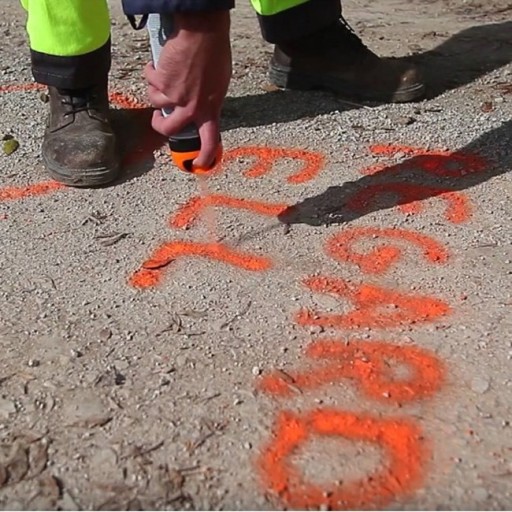 TRACK MARKER краска в аэрозоле, разные цвета