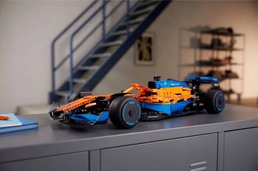 LEGO Technic 42141 Гонщик Формулы-1 McLaren Формулы-1