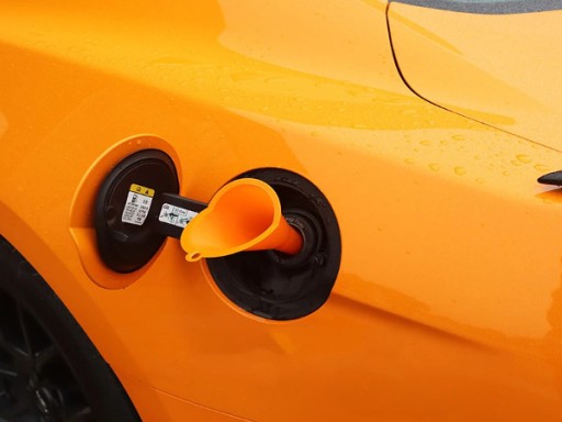 LEJEK Anti-Splash do PALIWA OLEJU PŁYNU SPRYSKIWACZA Typ Easy Fuel XL DUŻY!