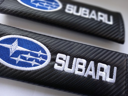 Чехлы на ремни безопасности Lexus Carbon