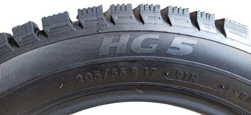 2 шт. Зимняя резина 205/55 R17 HG5 КАЧЕСТВО.