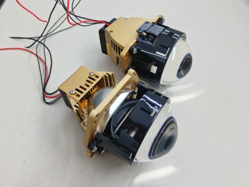 Линзы BILED BI-LED 3.0 прочнее, чем у Koito