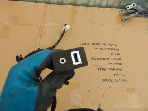 WIĄZKA KABEL PRZEWÓD GNIAZDO USB FORD MONDEO MK4