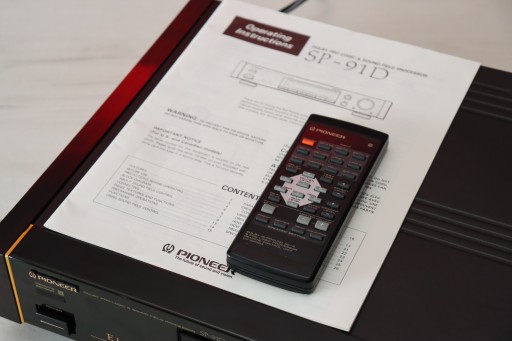 Звуковой процессор Pioneer SP-91D, эталонный предусилитель, пульт дистанционного управления M90/C90