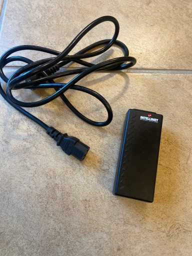 INTELLINET 524179 Блок питания Power over Ethernet с кабелем питания