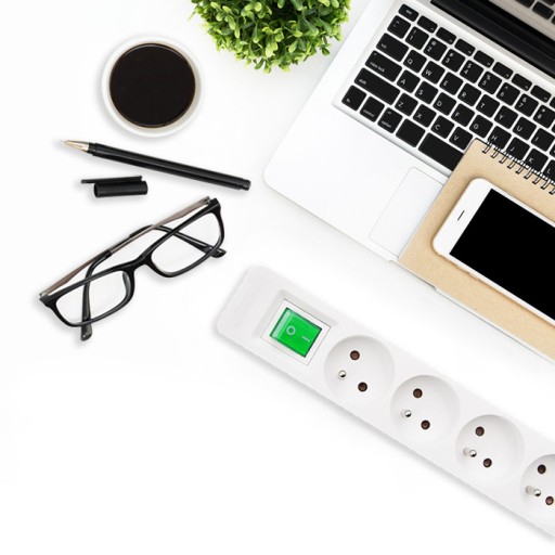 Qoltec Удлинитель Удлинитель 4 розетки 1,8м Белый и серый