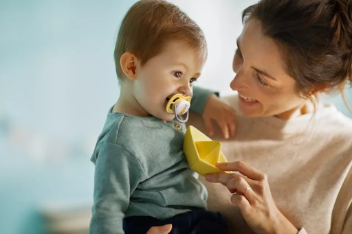 Соска AVENT ULTRA AIR 0–6 мес ДЫШАЩАЯ + ЧЕХОЛ
