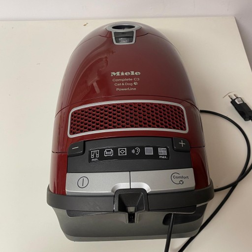 ПЫЛЕСОС-ПЫЛЕСОС MIELE COMPLETE C3 BAG CAT&DOG FLEX POWER LINE 890W