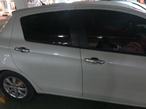 Хромированные накладки на ручки дверей Toyota Yaris 2007 - 2011 гг.