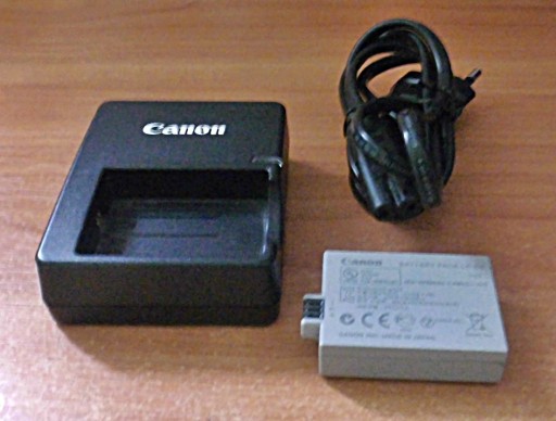Корпус зеркальной камеры Canon 500D + объектив 18-55 ДОПОЛНИТЕЛЬНАЯ ЦЕНА!!!