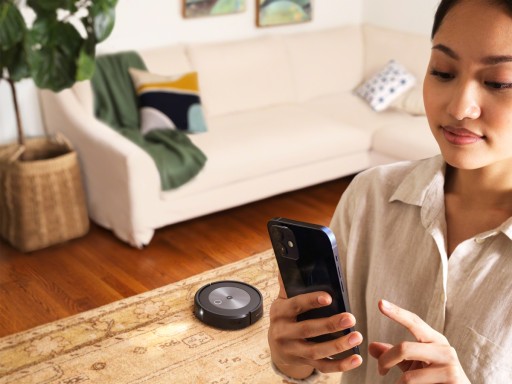 Robot Odkurzający Sprzątający iRobot Roomba j7+ Stacja Czyszcząca ZESTAW