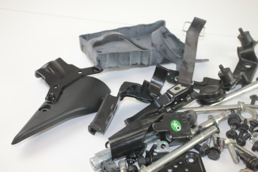 KTM DUKE 125 250 390 17-23 БОЛТ НАБОР БОЛТОВ