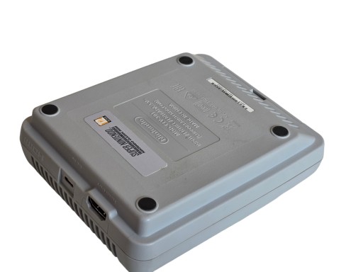 Konsola Super Nintendo Entertainment System - Nintendo Classic Mini SNES