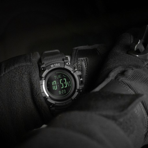 Черные тактические часы M-Tac Adventure с барометром