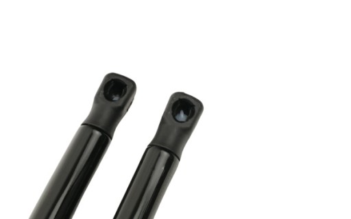 ПРУЖИНА БАГАЖНИКА ЛЕВАЯ+ПРАВАЯ HYUNDAI TUCSON 04- 382MM / 140N