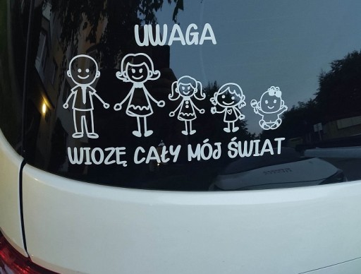 Naklejka na auto RODZINA Dzieci Wiozę Cały Mój Świat *WZORY *KOLORY *23cm