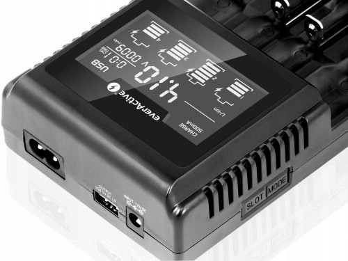 ЗАРЯДНОЕ УСТРОЙСТВО EverActive UC-4000 Литий-ионный Ni-MH AA AAA