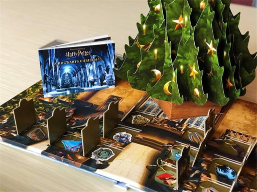 Harry Potter: A Hogwarts Christmas Pop-Up