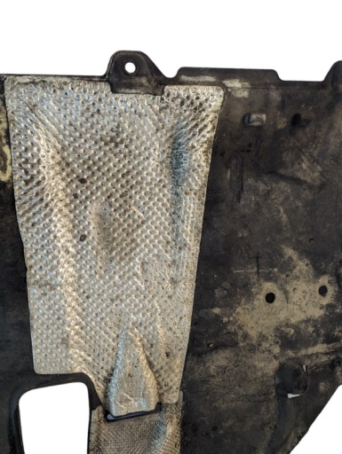 Нижняя пластина крышки двигателя Ford Focus MK3 AV61-7H403-AC