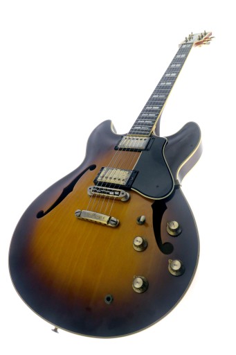 Yamaha AS 2000 1978 года выпуска, флагманская модель компании, блестящий инструмент.