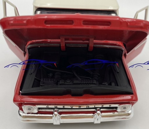 Пикап Chevy C10 Fleetside 1:24 Motormax 73355
