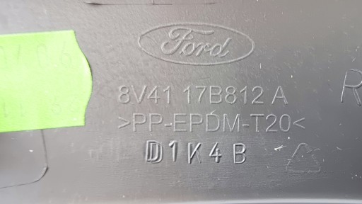 ВЕРТИКАЛЬНАЯ НАКЛАДКА БАМПЕРА ПЕРЕДНЯЯ ПРАВАЯ KUGA Mk1 08- _ 1536192 _ 8V41-17B812-AC