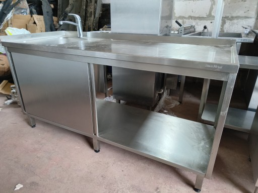 Мойка, стол нержавеющая сталь для бассейна 1700x700x850 DORA METAL