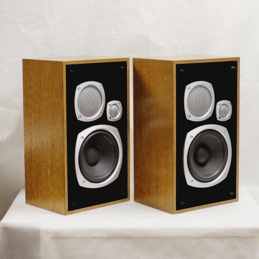 Universum 3120 kolumny 4 ohm 80/120W Wa-wa zamsz