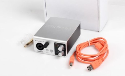 MIDI-контроллер USB-аудиоинтерфейс + Cubase LE