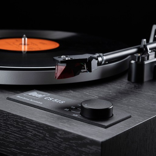 Проигрыватель проигрывателей DUAL CS 518 С ПРЕДУСИЛИТЕЛЕМ ORTOFON 2M RED BLACK CARTRIDGE