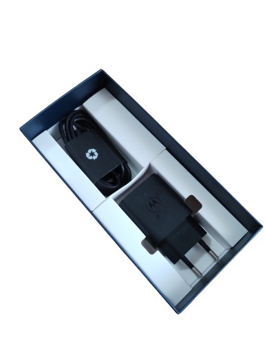 СИНИЙ СМАРТФОН MOTOROLA MOTO G62 5G 64/4 ГБ DUALSIM