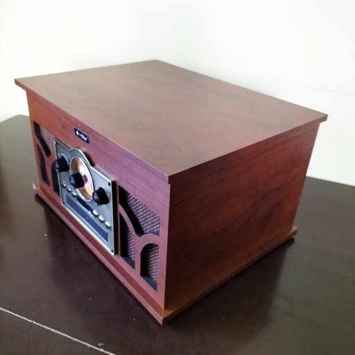 Цифровое радио DAB/DAB+/FM в стиле ретро i-STar 90103PI